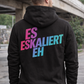 Schwarzer Statement Hoodie "Es Eskaliert Eh" mit Neon Farbverlauf – Festival und Party Streetwear für Techno und Hardstyle | Laserhandmade